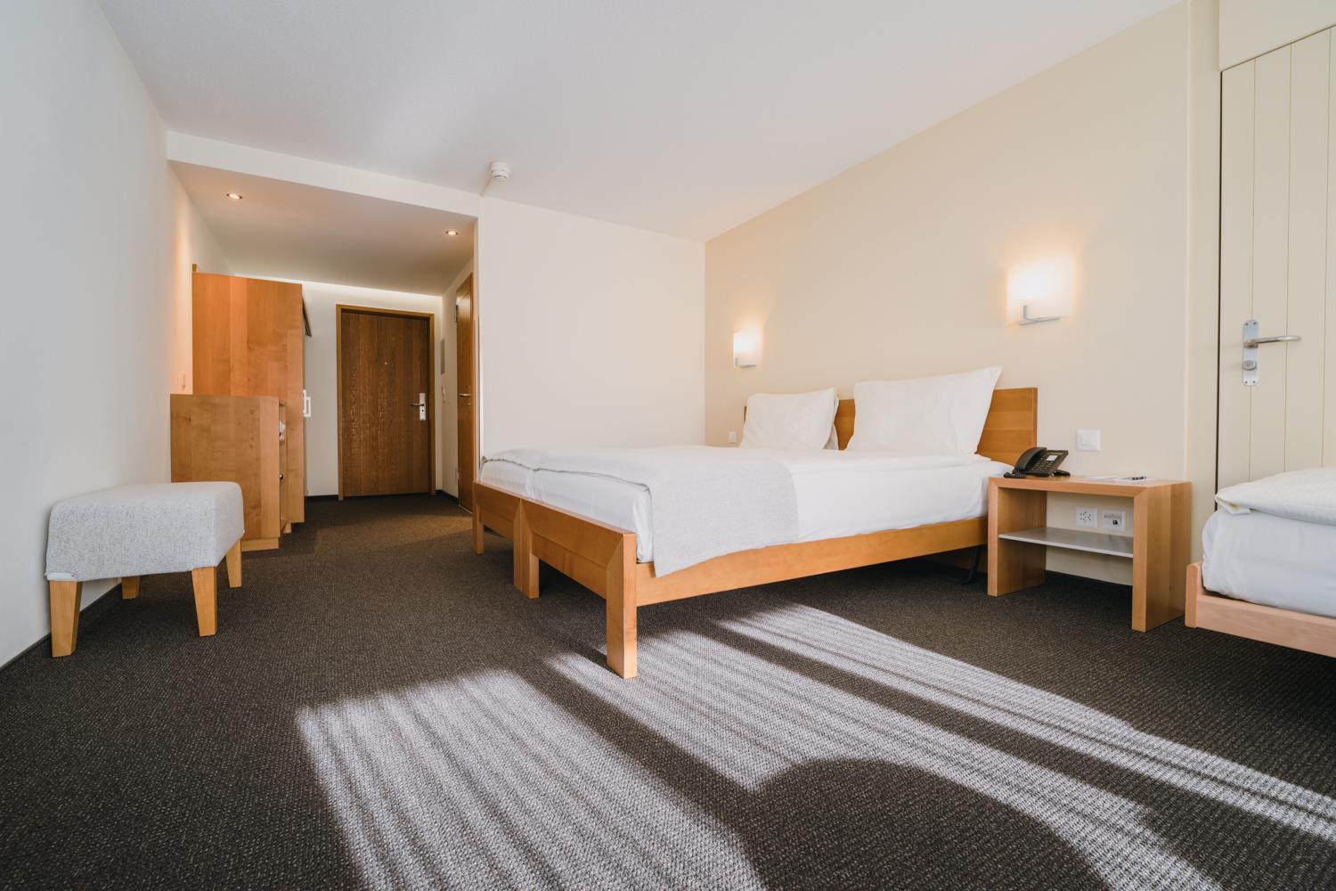 Solbadhotel Sigriswil Bilik gambar